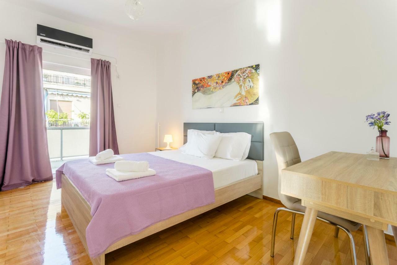 Bright 2 Bedrooms Apt. In The Heart Of Athens W Stunning Views To Acropolis Exterior foto