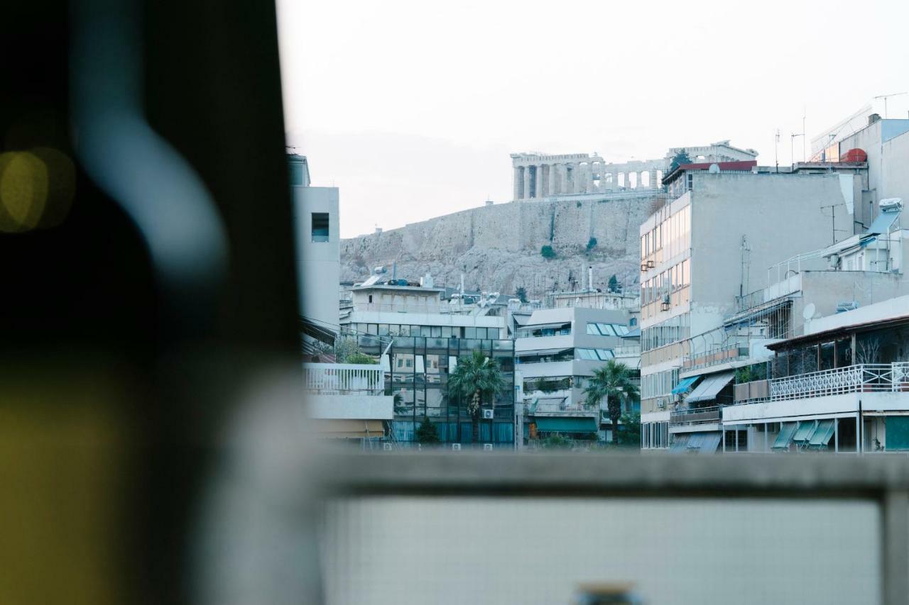 Bright 2 Bedrooms Apt. In The Heart Of Athens W Stunning Views To Acropolis Exterior foto