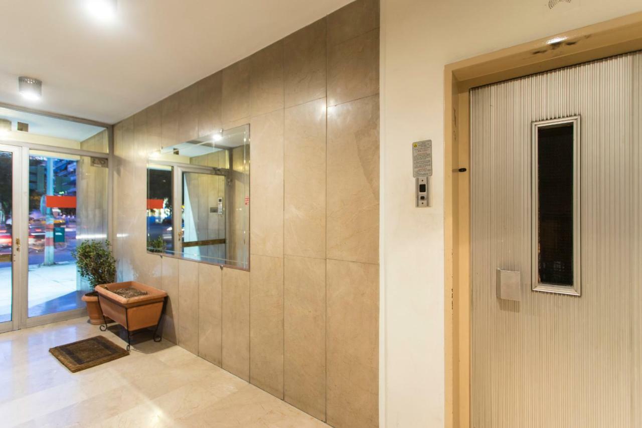 Bright 2 Bedrooms Apt. In The Heart Of Athens W Stunning Views To Acropolis Exterior foto